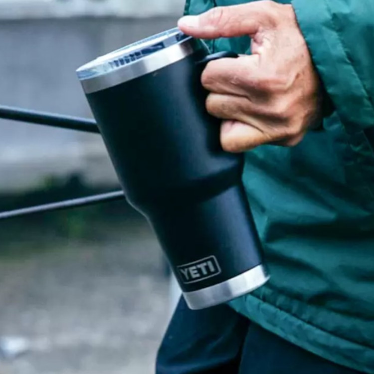 Yeti Rambler 30 oz Travel Mug - Image 2